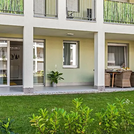 Lelleholiday Sunny Day/corner/olive Apartman Apartman *