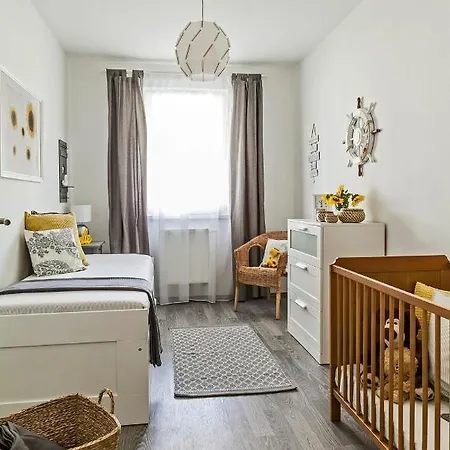 Lelleholiday Sunny Day/corner/olive Apartman Apartman *