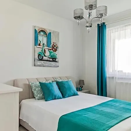 Lelleholiday Sunny Day/corner/olive Apartman